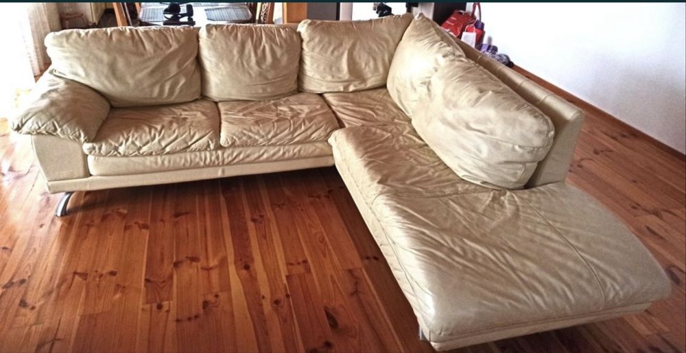 Шкіряний куточок