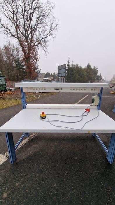 Biurko  duże metalowe elektrotechniczne  ESD