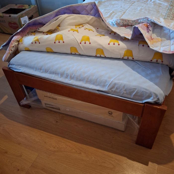 Venda de Cama e Comoda