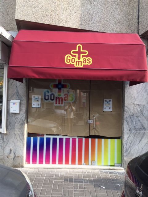 Toldo Concha c/estrutura aluminio em Dralon bordeax