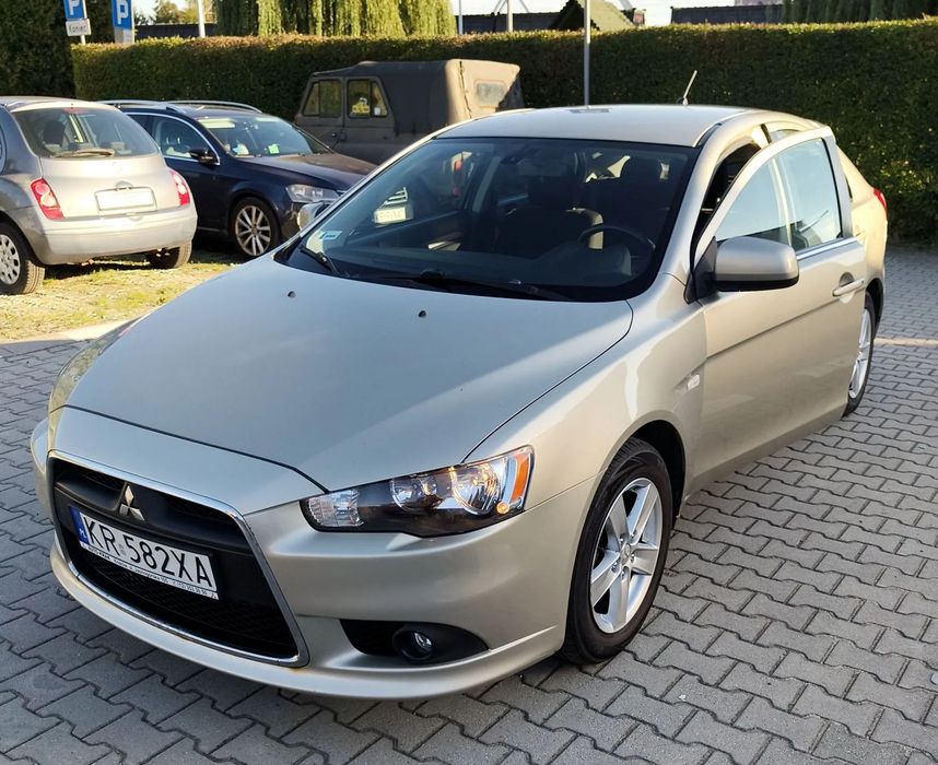Mitsubishi Lancer