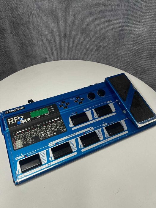 Lampowy multiefekt gitarowy Digitech rp7 valve