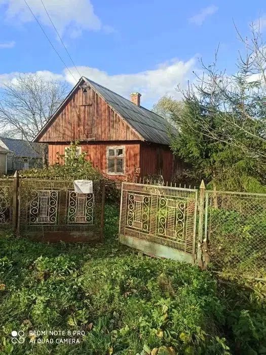 Будинок з ділянкою в с. Бучали