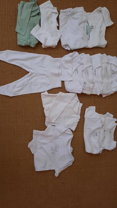 Bodies e peças interiores à escolha 0-9 meses