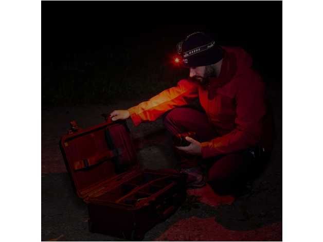 Latarka czołowa Fenix HM60R czarna