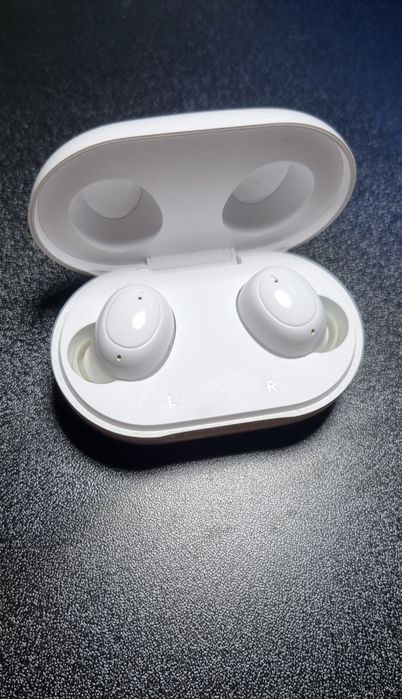 Продаю Oppo Enco Bads