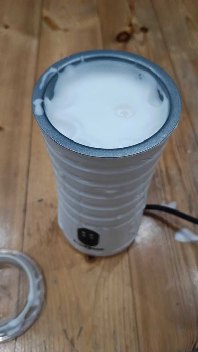 Spieniacz do mleka Paris Rhone amzpe-mf010b01 Biały