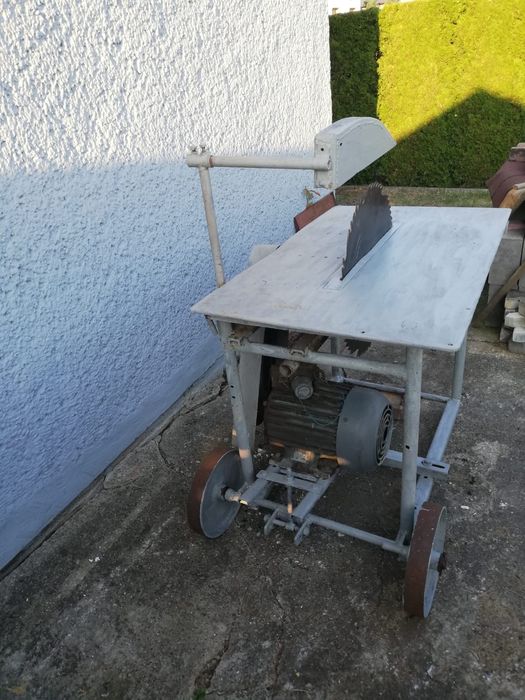 Krajzega do cięcia drewna