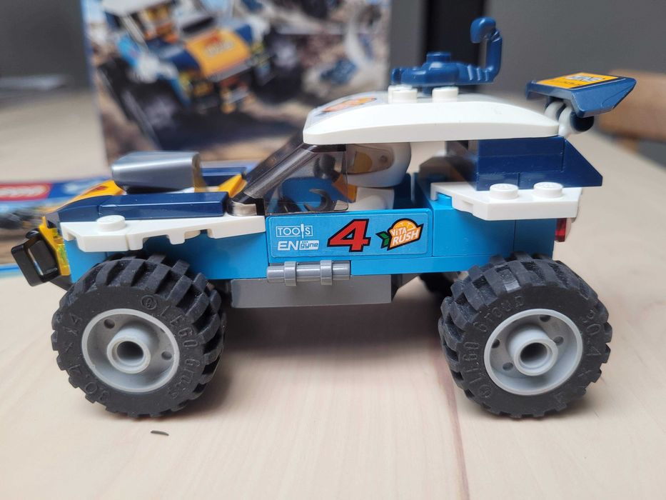 Zestaw Lego City - Pustynna wyścigówka 60118, komplet