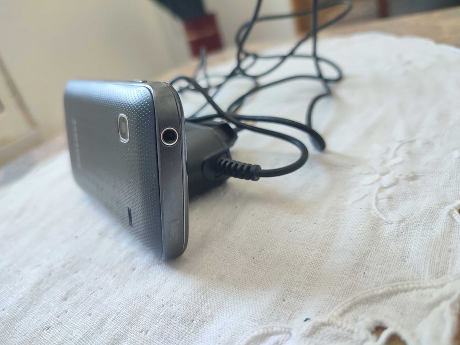Telephone Samsung | GT-S5660 GALAXY GIO