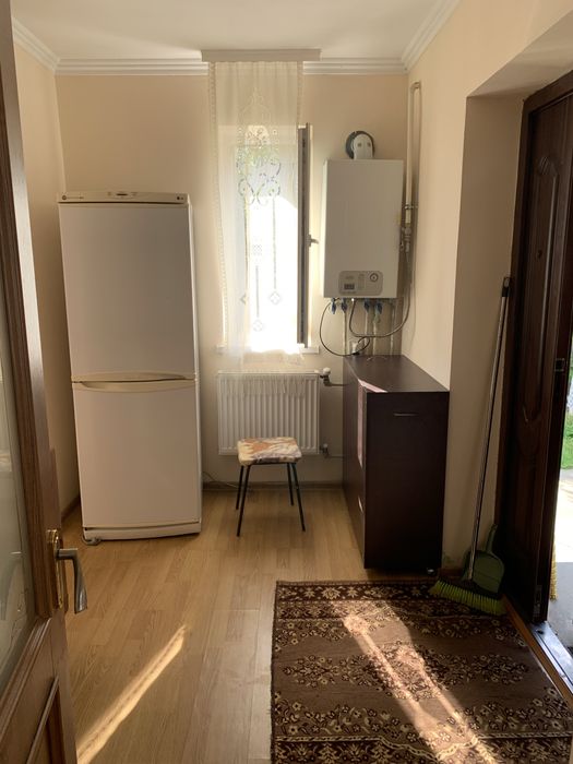 1 кімнатний будинок  р-н Хотинська