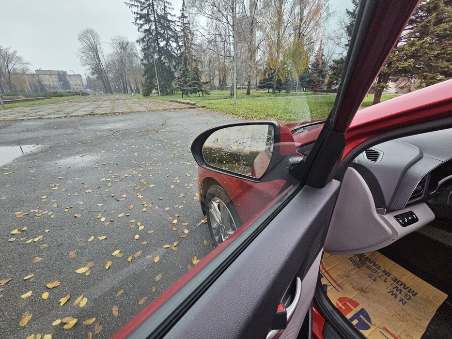 Продам Hyonday Elantra 2.0 Автомат