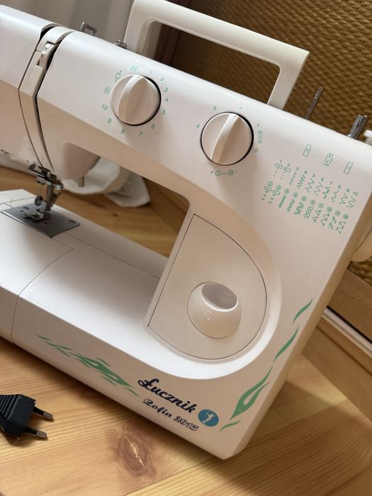 Maszyna do szycia Łucznik Zofia 2015