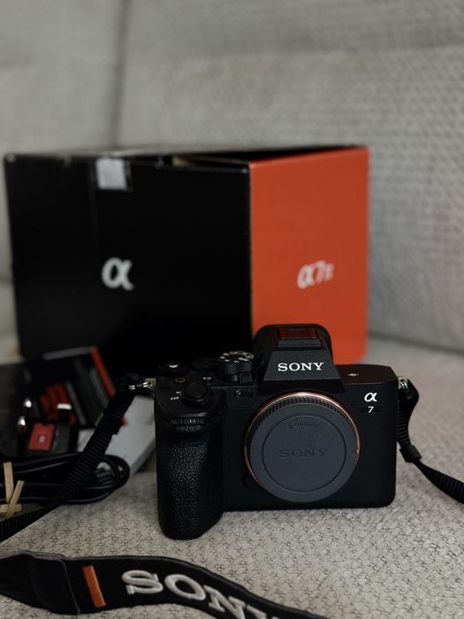 Sony A74 Przebieg 8400 GWARANCJA