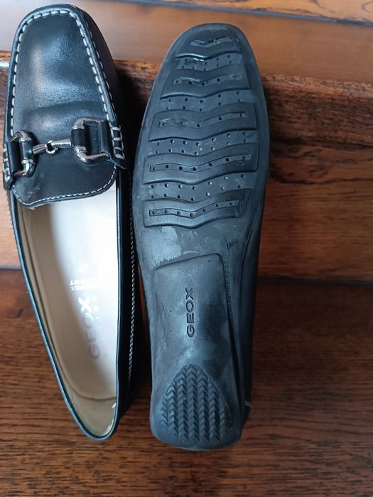 Жіночі лофери шкіряні