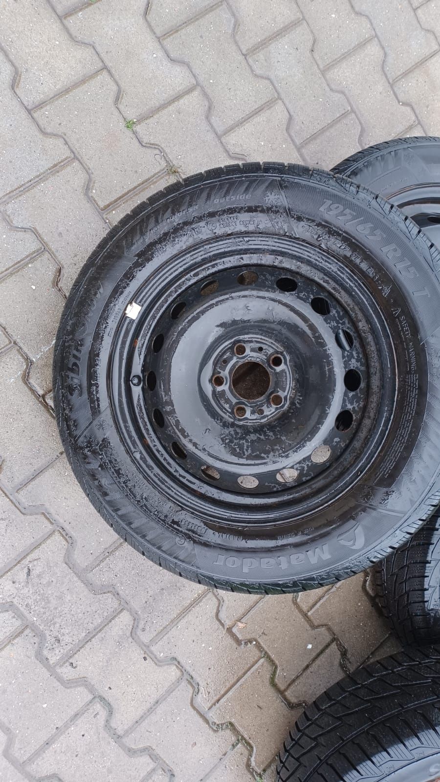 Opony zimowe Matador 195/65/R15 Pilchowice • OLX.pl