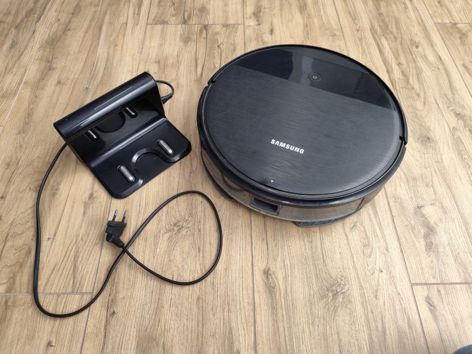 Робот пилисос samsung  VR05R5050WK