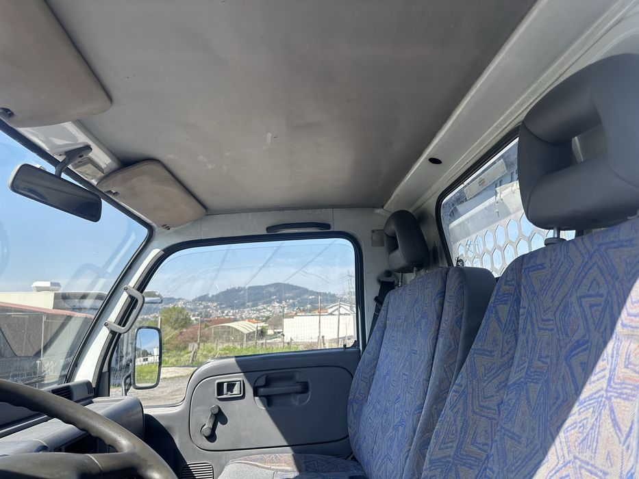 Nissan cabstar 3.0 turbo caixa aberta