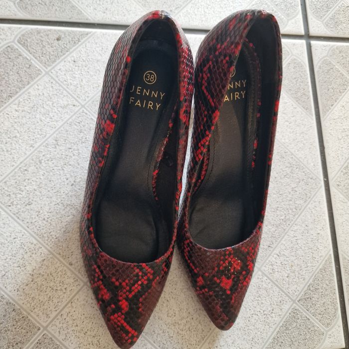 Buty damskie na szpilce