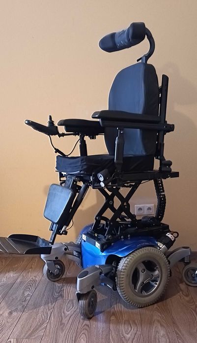 Komfortowy wózek elektryczny z regulacjami