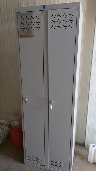 Szafka BHP 2 drzwi z kluczami