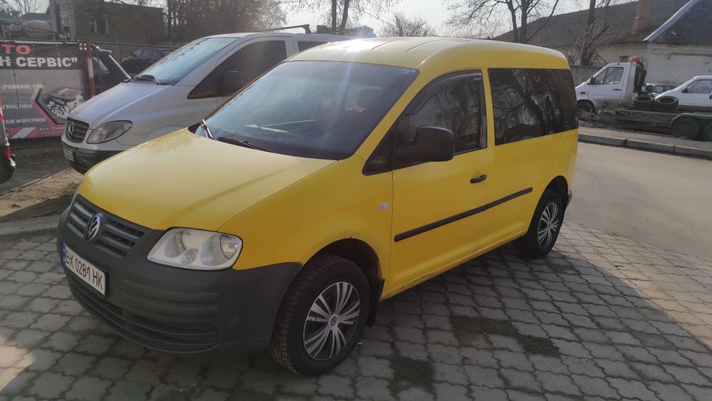 Продам VW Caddy 2005