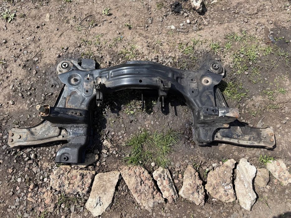 Подрамник Lacetti 1.8
