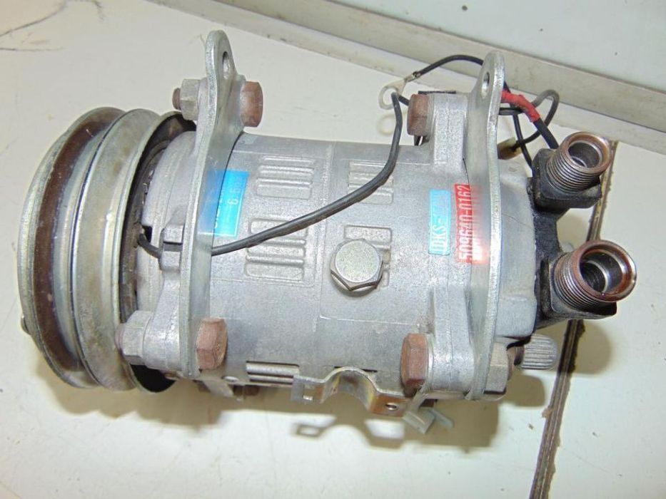 Volvo 780 Turbo coupê Bertone compressor usado em bom estado