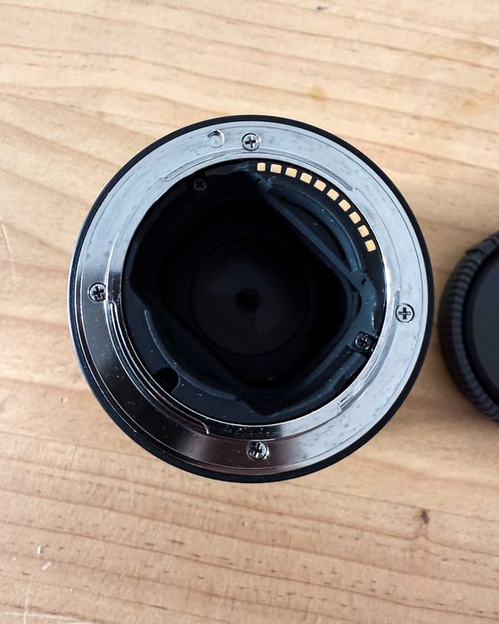 Sony FE 50mm f/1.8