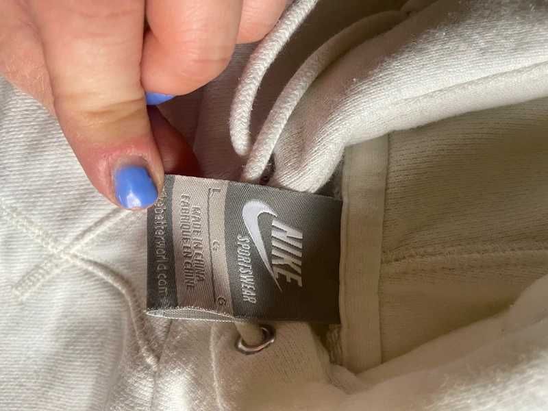 Nike biala bluza sport sweter s m bawelna 36 38 logo z kapturem