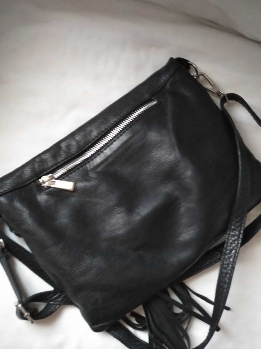 Używana skórzana listonoszka marki Venezia