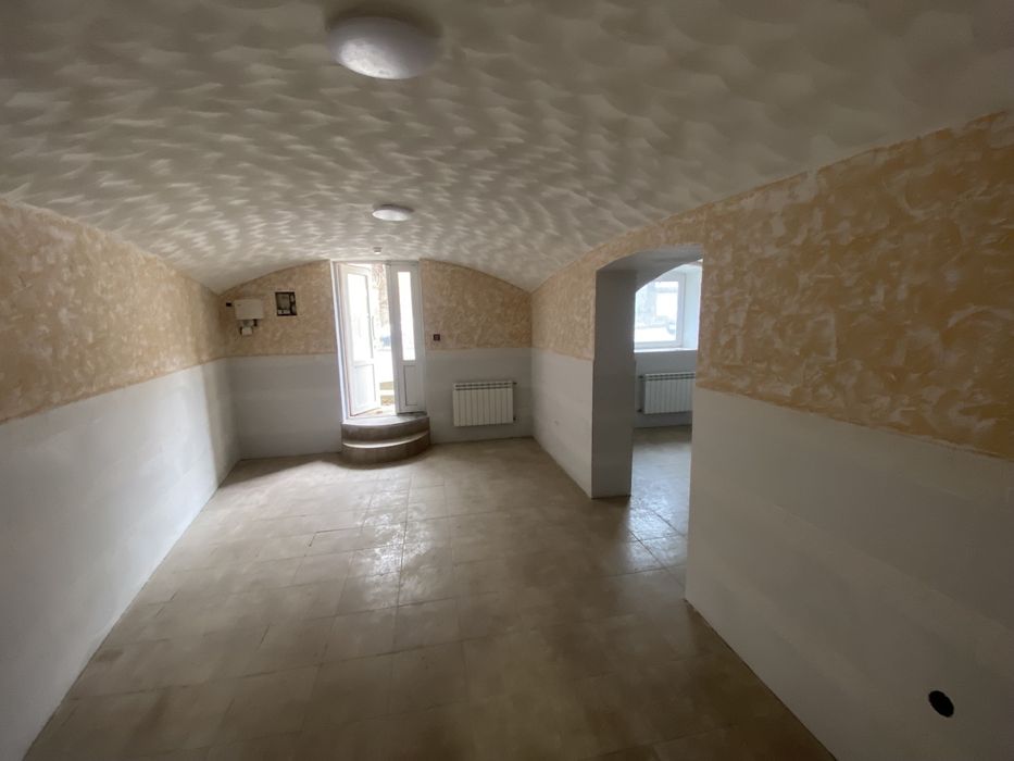 Продаж комерційного приміщення,в центрі.