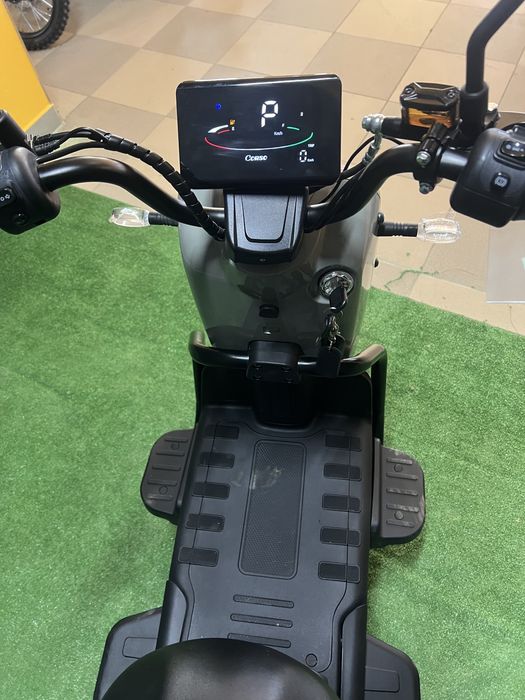 Електроскутер CORSO Ride