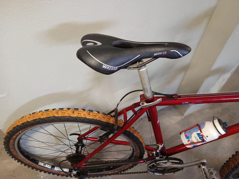 Vendo bicicleta BH Xt6 Shimano Alívio roda 26"