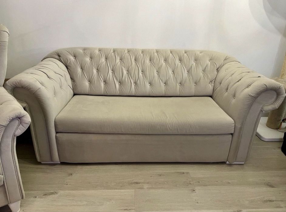 Elegancki komplet wypoczynkowy: Sofa + Fotel Uszak