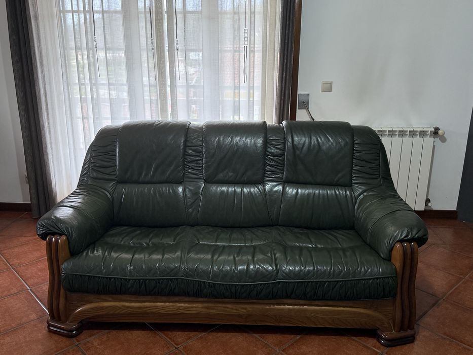 Sofá c/ dois cadeirões