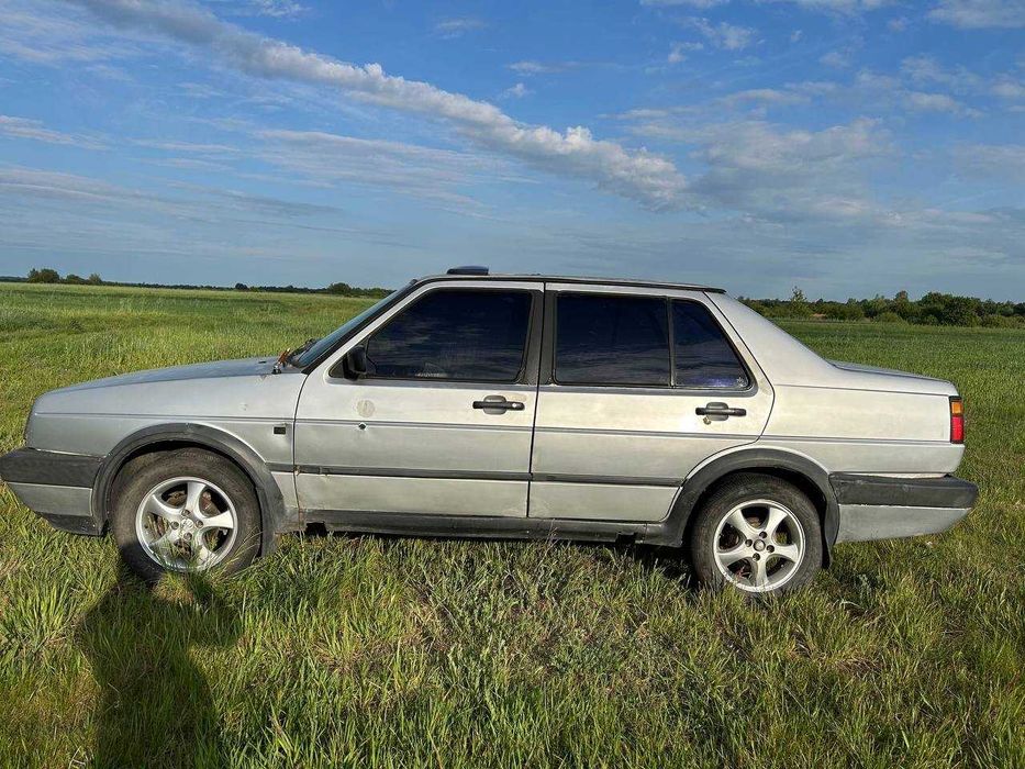 Авто Volkswagen Jetta
