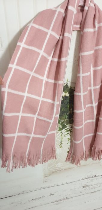 Nowa piękna husta H&M Divided
