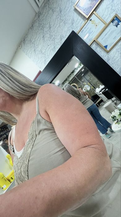 Atendimento a domicilio luzes e alisamento