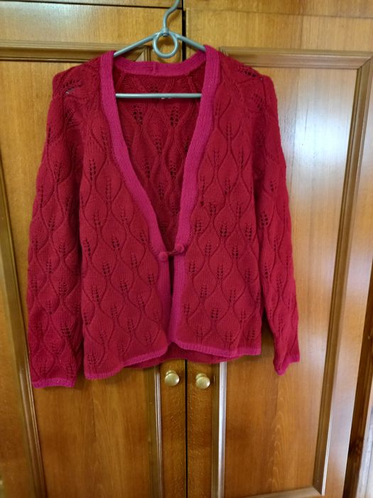 Кофты, безрукавка, шерстяные.