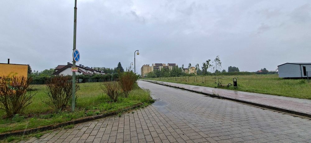 Sprzedam Garaż Lubliniec Szymanowskiego/Skłodowskiej Po Remoncie z prądem. - Więcej
