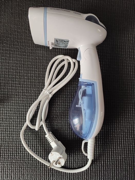 Parownica do ubrań 1300 W