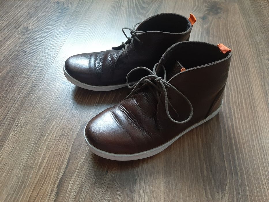 Осінньо-весняні ботинки.