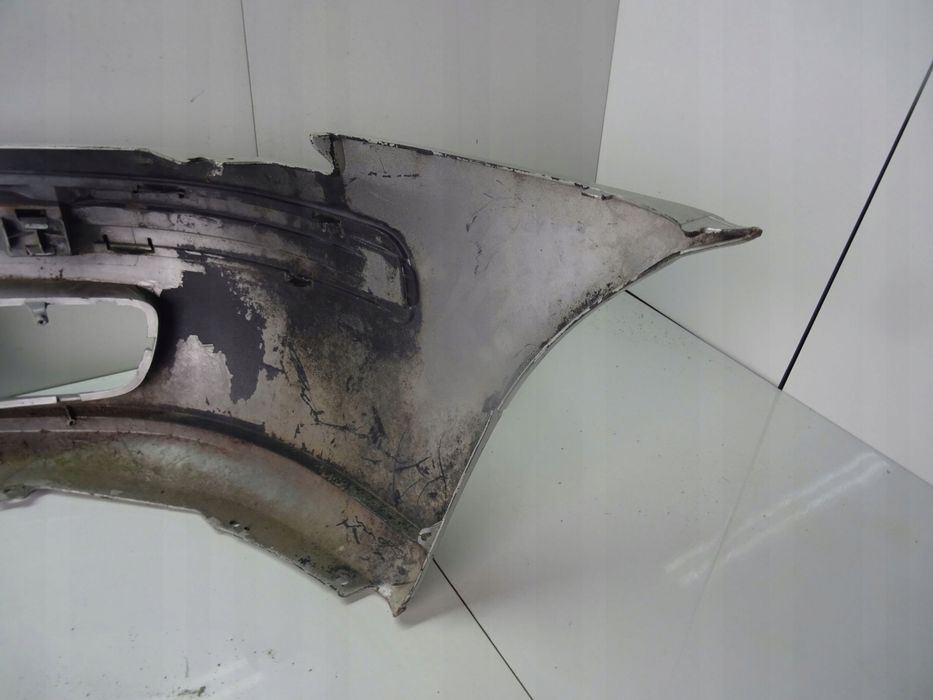 mitsubishi carisma 1999 zderzak przedni