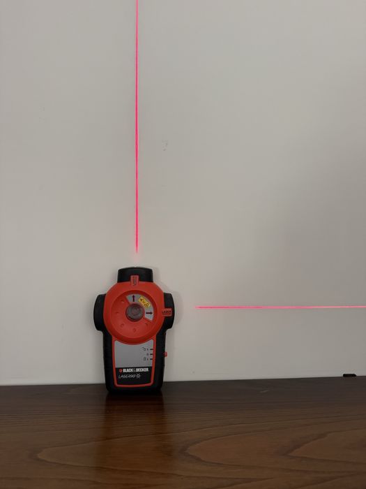 Medidor Laser Black&Decker 90°