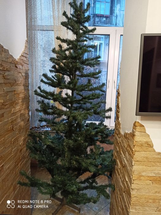 Ялинка  штучна б/в