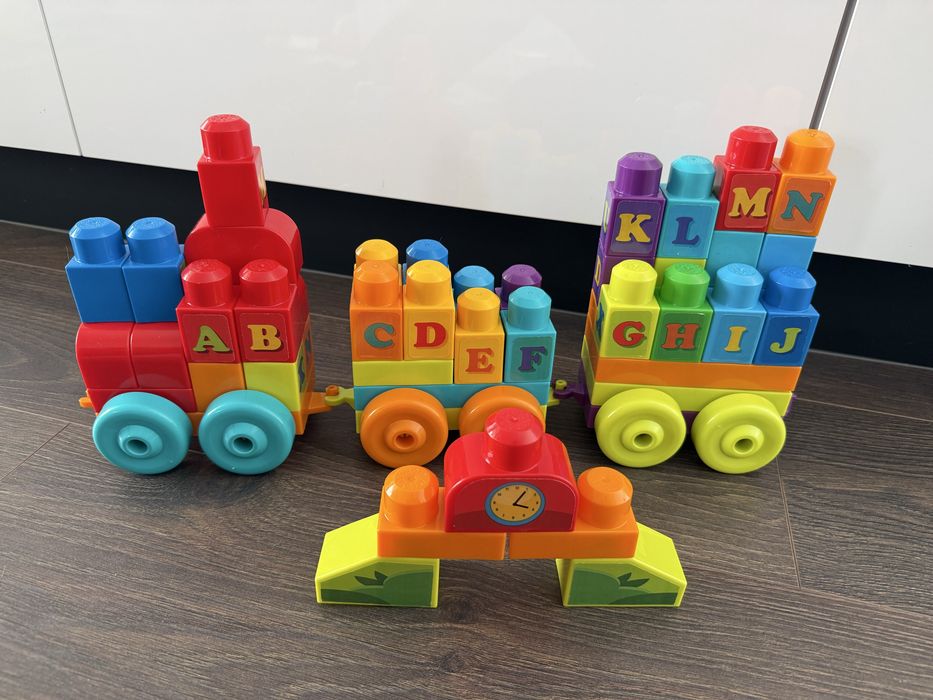 ABC Train Mega Blocks488886344289495041