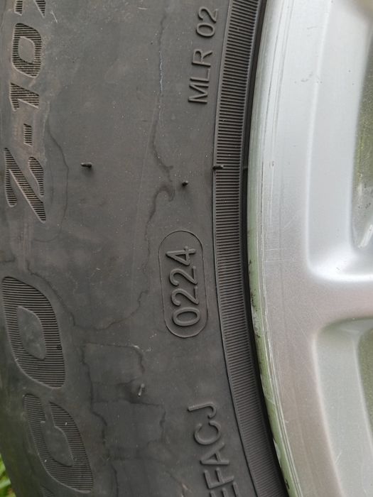 Felgi aluminiowe 17" z oponami