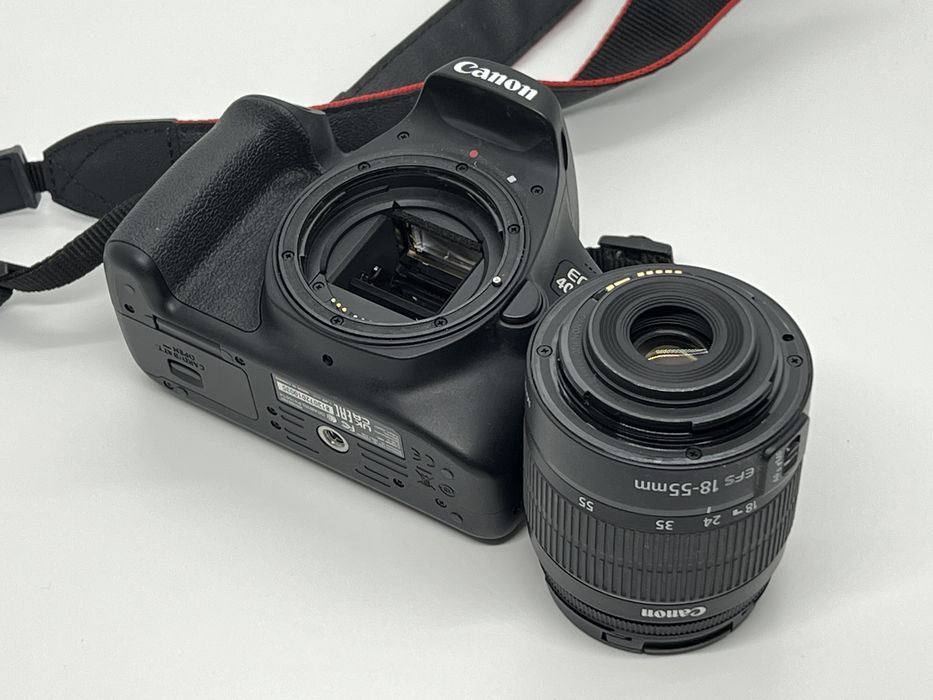 Canon 4000D kit Стан нового