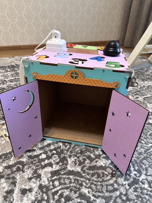 Бізікуб для малечі